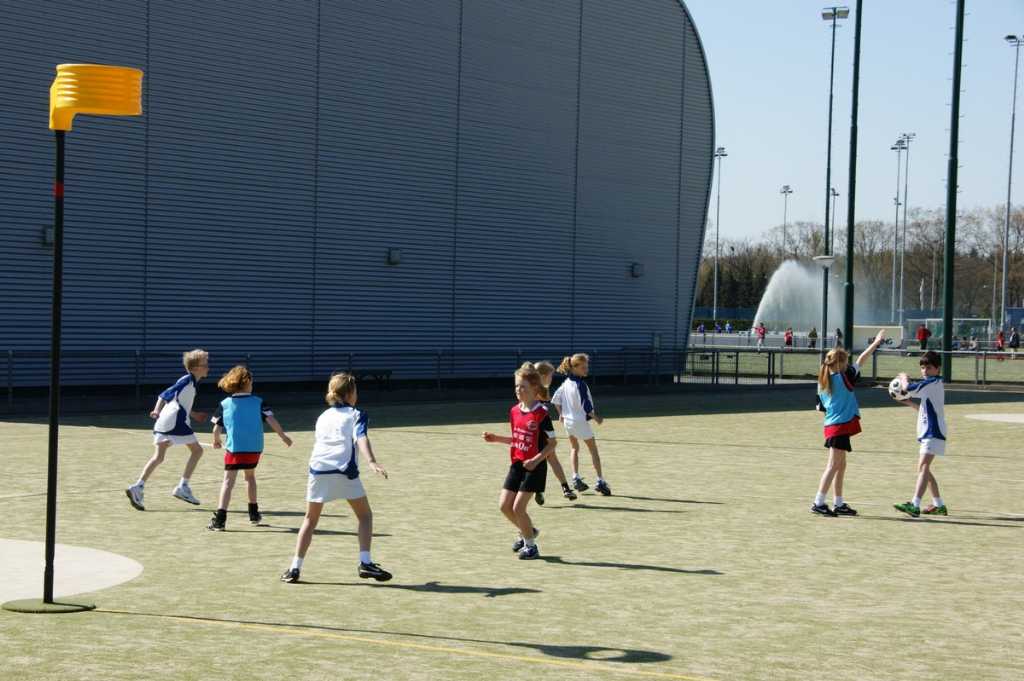 Korfbal E2  17 april 2010 -17.JPG